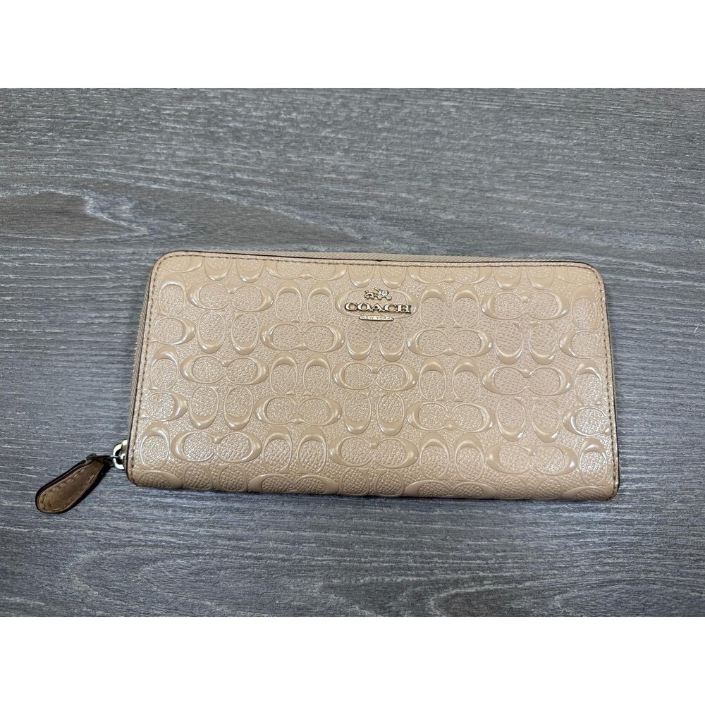 Coach Signature Embossed Leather Zip Wallet Ivory White